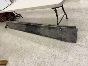 lot 257 image: 8 Long Loading Ramps