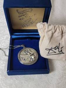 lot 8 image: Salvador Dali Leda and the Swan Silver Pendant #0435