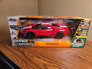 lot 254 image: Rastar LaFerrari RC Remote Control Car, NIB