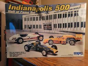 lot 259 image: Ertl Model Kit Indy 500 HoF Set