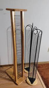 lot 463 image: CD DVD Storage Tower Racks