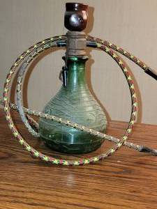 lot 323 image: Vintage Green Mastercraft Moon and Stars Glass Hookah