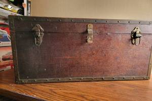 lot 329 image: Antique Brass Trimmed Wood Toolbox