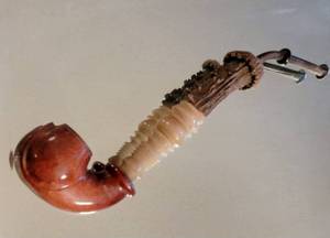 lot 378 image: Bruyere Antler Hunters Pipe