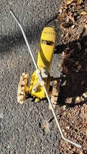 lot 403 image: Metal Nelson Lawn Tractor Sprinkler