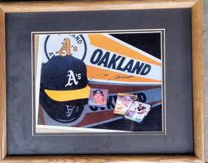 lot 408 image: Autographed Jose Conseco 8 x 10 Photo