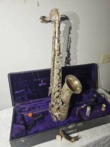 lot 27 image: Vintage Buescher True Tone Low Pitch Alto Saxophone - Silver Finish - Ser. #230555 - With Case & Accessories