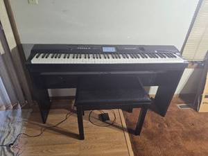 lot 19 image: Casio CGP-700 Digital Piano w Stand & Bench
