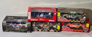 lot 156 image: NASCAR Die Cast Model Cars  124  Revell  Racing Champions  Schneider #64 Trickle (1998, incl. NASCAR Gold), Quality Care #15 Trickle (1995), Coors Light #40 Gordon (1997), Team Sabco #40 Marlin NASCAR Gold (1998)