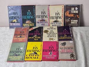 lot 446 image: Vintage Ian Fleming James Bond Paperback Lot  14 Classic Titles
