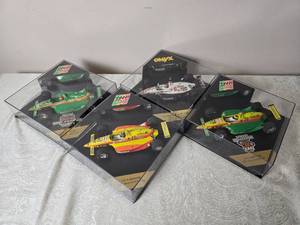 lot 78 image: IndyCar Die Cast Model Cars - 118 - Lola Menard #60 Scott Brayton (1995)  #40 Arie Luyendyk (1995)  #20 Tony Stewart (1996)  Newman-Haas Lola #6 Mario Andretti (1993)