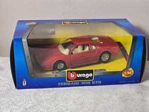 lot 69 image: Die Cast Model Cars - 124 - Burago - Ferrari 308 GTB (1975)