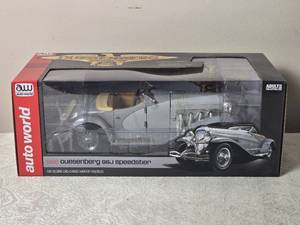 lot 65 image: Die Cast Model Cars - 118 - Auto World - Duesenberg SSJ Speedster (1935)