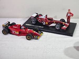 lot 77I image: Ferrari Formula 1 Die-Cast Models  Group of 2  Schumacher Figure  118 Scale