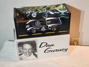 lot 70E image: 1966 Gurney-Weslake Bardahl Special #30 Lola Spyder  GMP 112 Scale Model w Display Case & Original Box