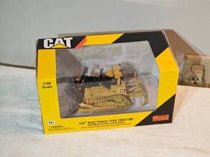 lot 70H image: CAT D10T Track-Type Tractor 150 Scale Die-Cast Model  Norscot  Metal Tracks & Railing  Box Included