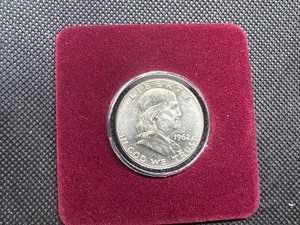 lot 89 image: 1962-D Brilliant Uncirculated Silver Franklin Half Dollar
