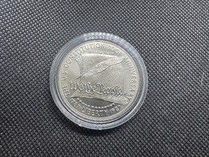 lot 41 image: 1987-S Uncirculated We The People Silver Commem. Dollar