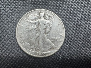 lot 93 image: 1945 Walking Liberty Half Dollar