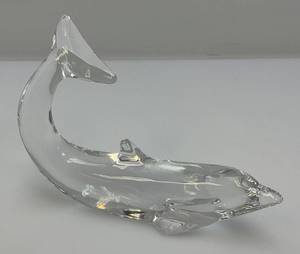 lot 39 image: 5 Baccarat France Dolphin