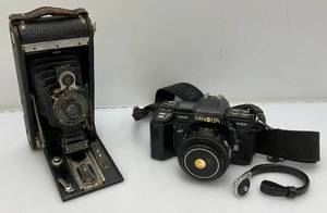 lot 67 image: Vintage Cameras Including Kodak And Minolta 7000 Maxxum
