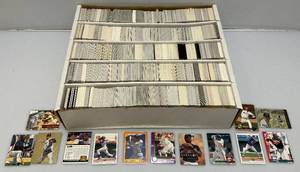 lot 112 image: Large Box Of Misc. Unsorted Baseball Cards