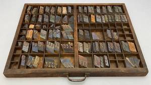 lot 243 image: 16 12 x 21 34 Vintage Wooden Printers Tray With  Typeset