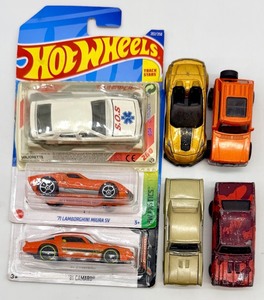 lot 77 image: Hot Wheels & Majorette 164 Die-Cast Car Lot of 7 Cars