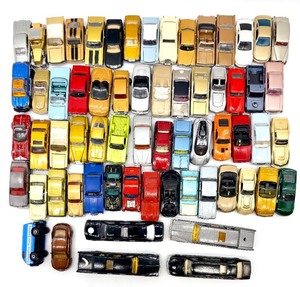 lot 78 image: Vintage Die-Cast Car Lot  Matchbox & Hot Wheels Style Vehicles