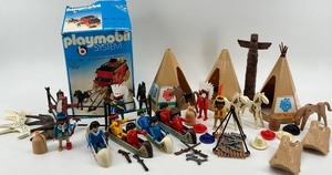 lot 5 image: Vintage Playmobil Western Stagecoach and Native American Camp Set