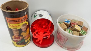 lot 15 image: Vintage Toys Lot Lincoln Logs, Barrel of Monkeys, Wooden Alphabet Blocks