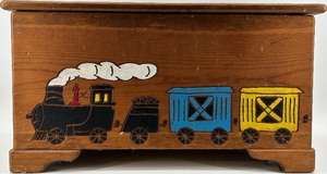 lot 175 image: Vintage Wooden Toy Chest with Painted Train Motif