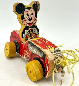lot 43 image: Wooden Pull Toy - Mickey Mouse Puddle Jumper