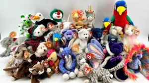 lot 181 image: Beanie Babies Collection - Ty