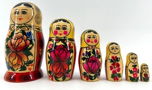 lot 198 image: Matryoshka Doll Set - Hand-Painted Floral Nesting Dolls