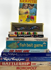 lot 218 image: Vintage Board Games Lot - 11 Titles MB & Parker Brothers