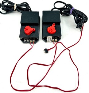 lot 224 image: Variac Autotransformer - Adjustable 0-120V AC Regulator, 120V In (Pair)