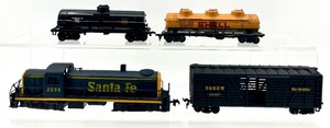 lot 227 image: Santa Fe 2099 & D&RGW 39497 Boxcar & Shell Tank Car & Phillips Tank Car (Bachmann)