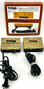 lot 238 image: HO Electric Power Pack & 2 Tyco Hobby Transformers - Model 8997