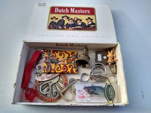 lot 3 image: Cigar Box of Misc Items
