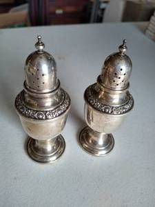 lot 42 image: Sterling Silver Salt & Pepper Shakers