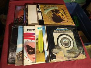 lot 142 image: (15) Vintage LP Records