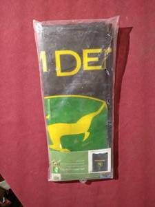 lot 158 image: John Deere Silk Reflections Flag