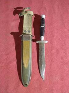 lot 163 image: WW2 Era Knife & Sheath