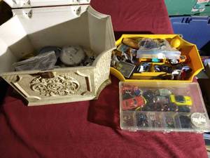 lot 170 image: Zip Zaps Mini RC CarsParts