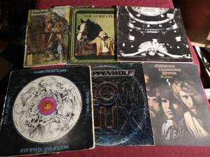lot 176 image: (6) Vintage LP Records