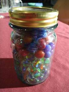 lot 181 image: Jar of Marbles