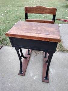 lot 226 image: Vintage School Desk