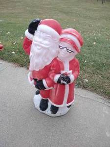 lot 227 image: Vintage Santa Blow Mold