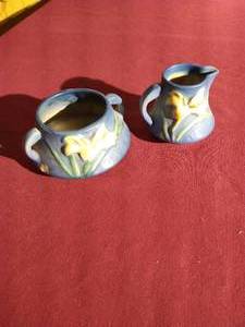 lot 278 image: Vintage Roseville Cream & Sugar Set
